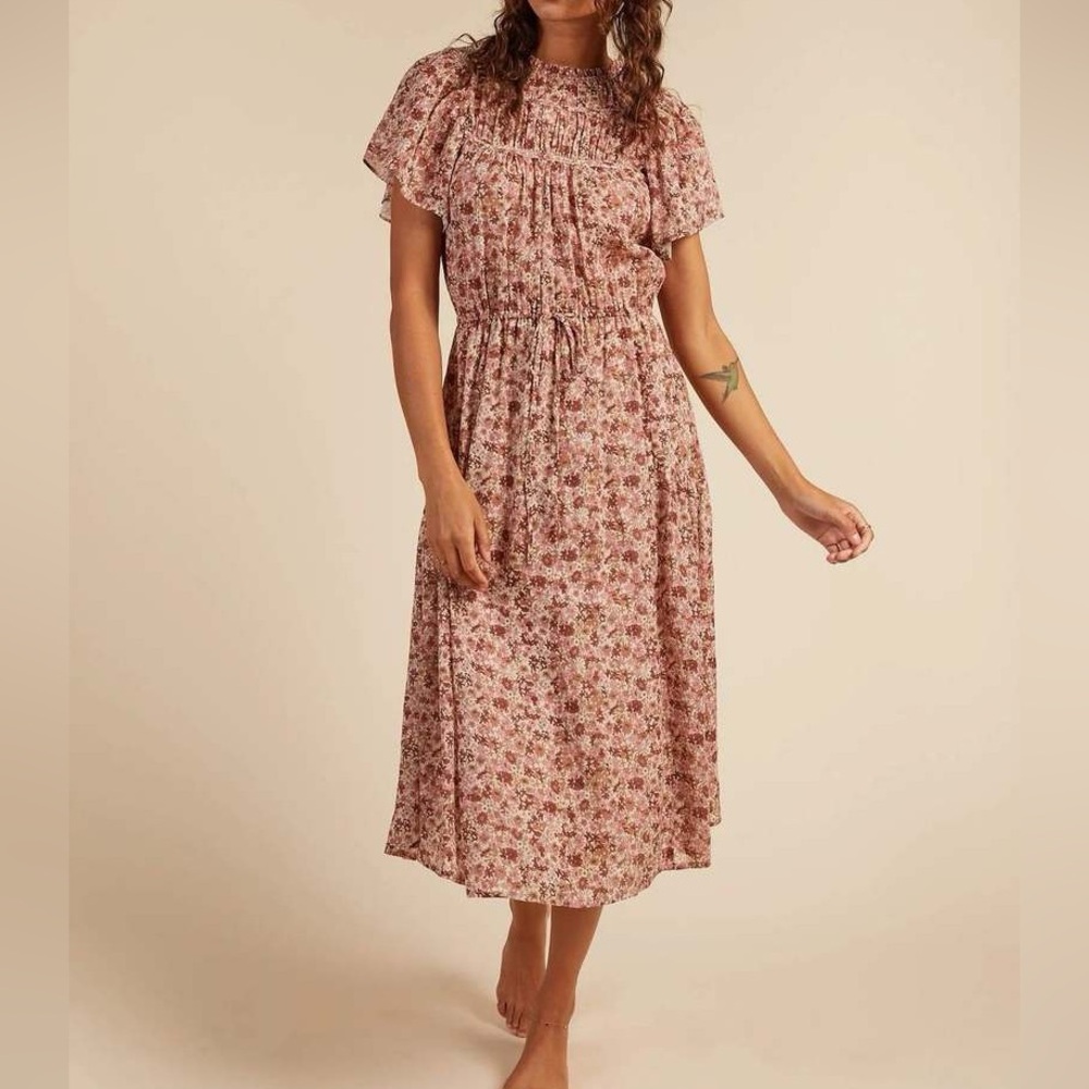 Trovata Birds of Paradis Floral Flutter Sleeve Midi Dress